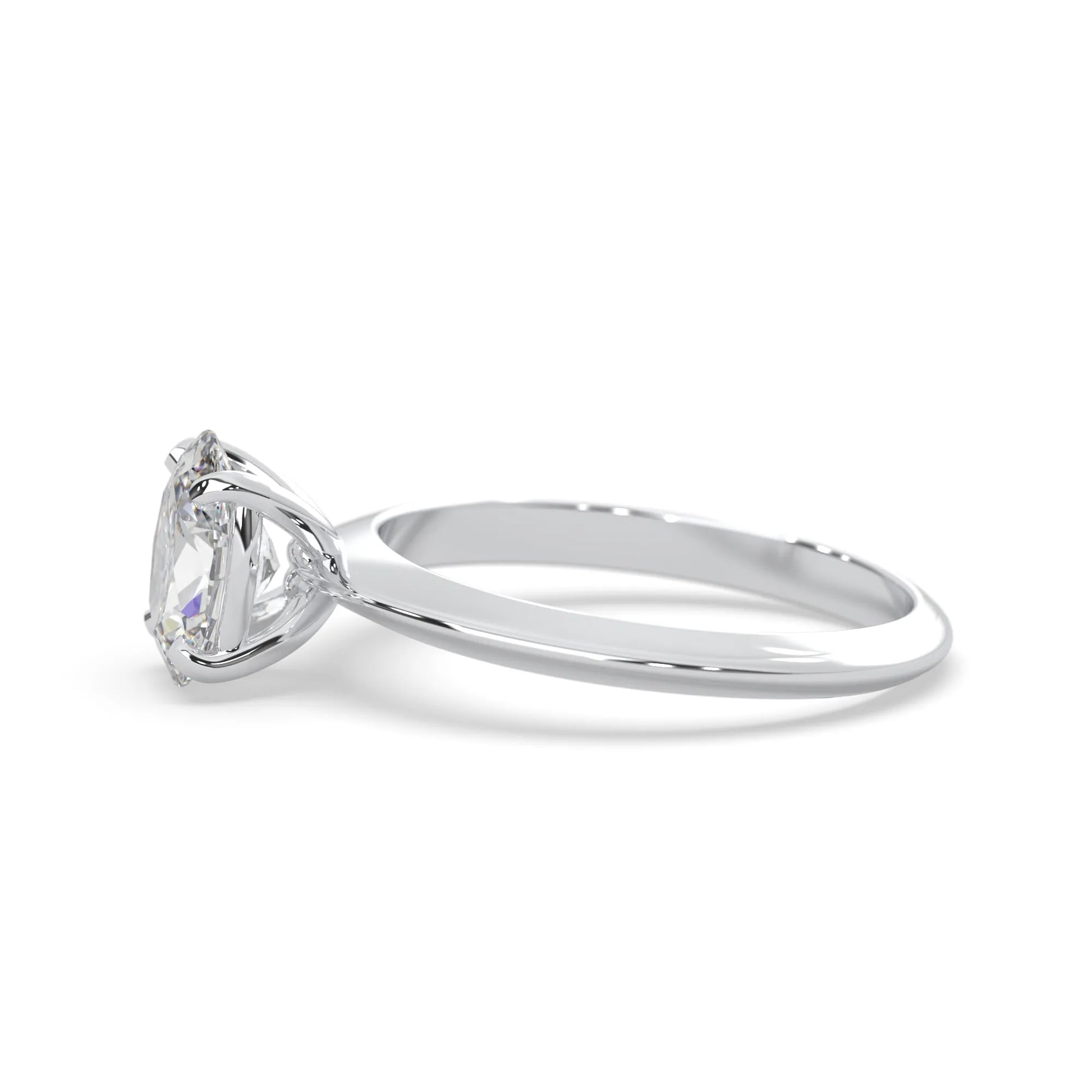 White-gold 
Diamond ring with a clear gemstone on a white background
